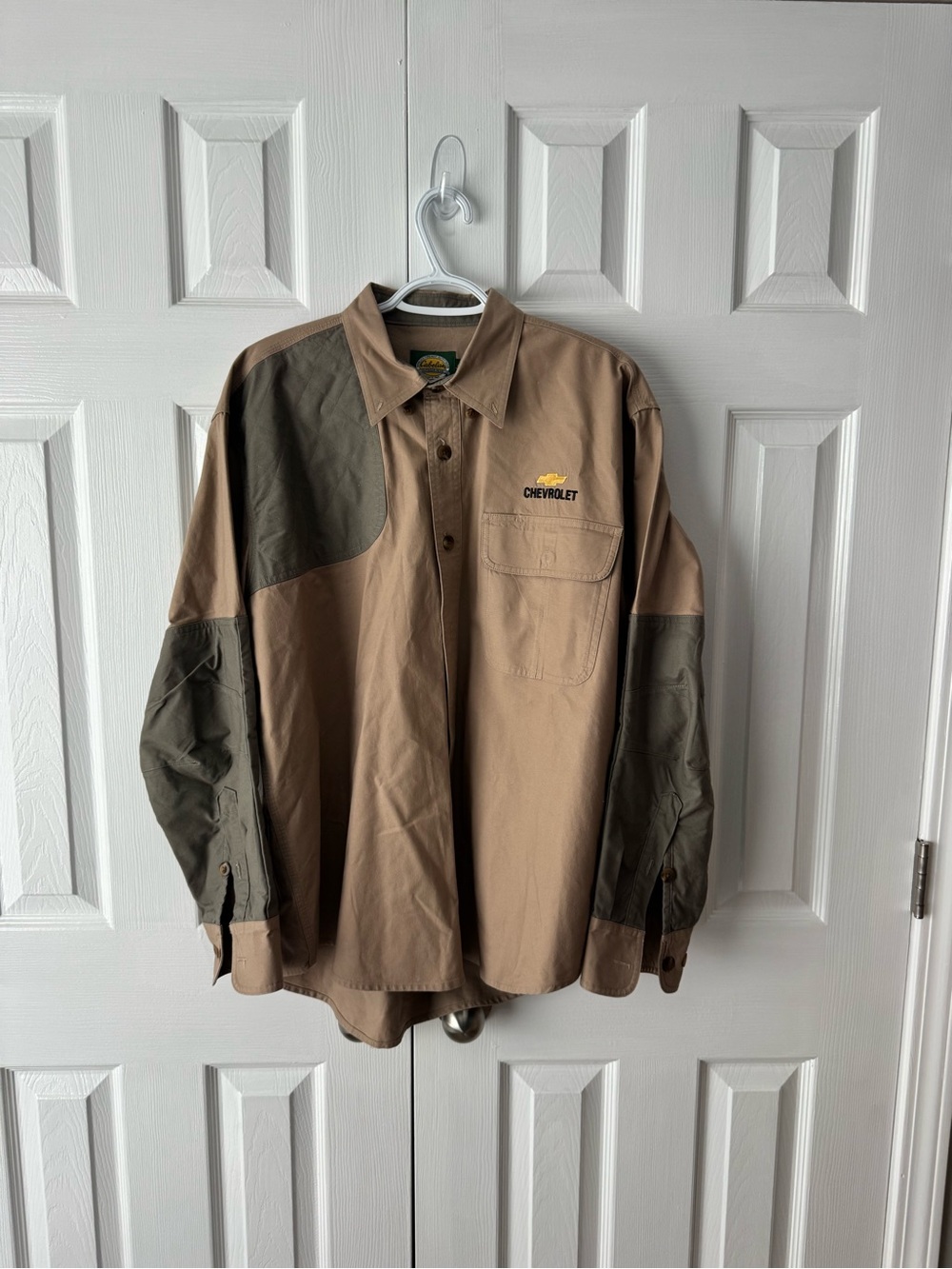 Cabela’s x Chevrolet Collab Tan Quilted Cotton Workwear Jacket L